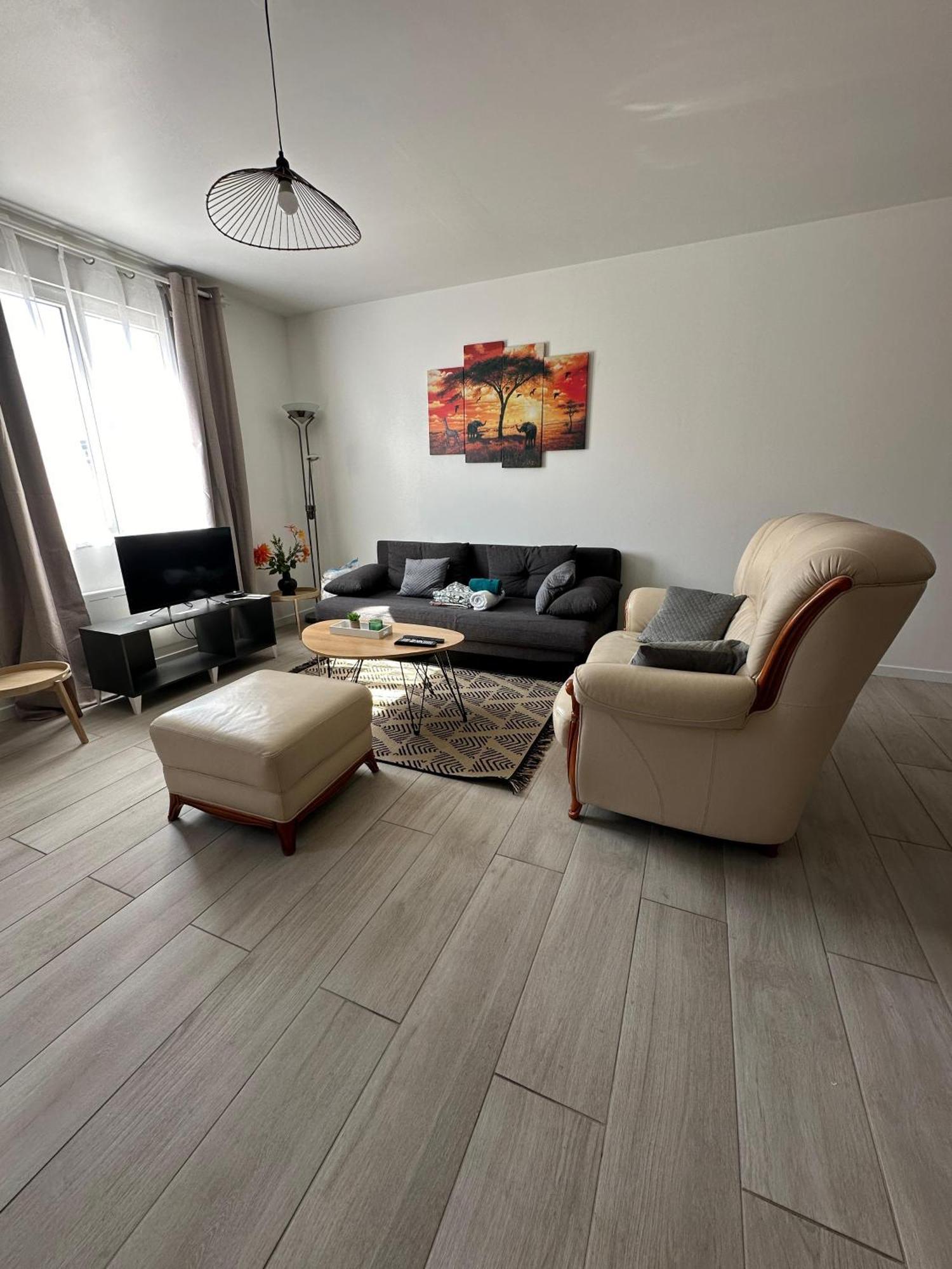 בורז'ה Appart Maison De Ville מראה חיצוני תמונה